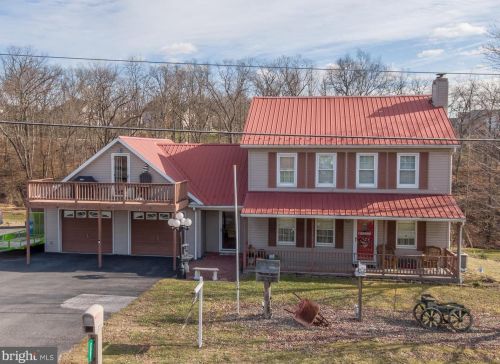 2551 Spring Rd, Carlisle, PA 17013-8727