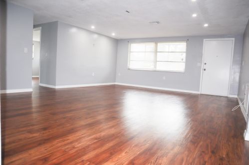 4107 Westwood Dr, Tarpon Springs FL  34691-1755 exterior