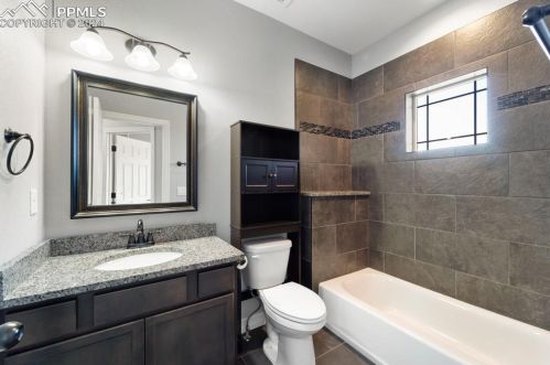 702 Calaveras Dr, Pueblo CO 81007-1942 exterior