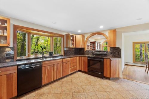 60 Cow Pen Hill Rd, Deep River CT  06419-1306 exterior