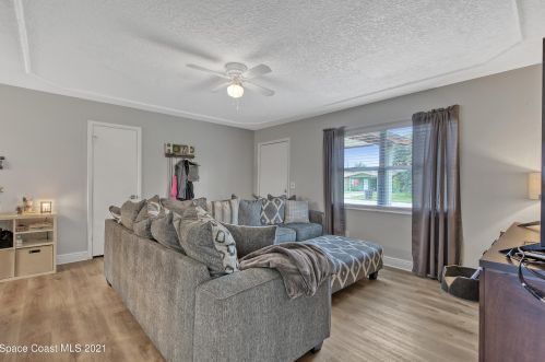 2720 Venus Dr, Titusville FL  32796-2510 exterior