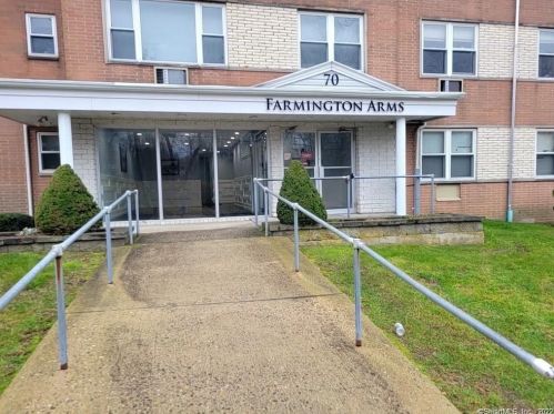 70 Farmington Ave, United States Coast Guard Ac CT  06320-3206 exterior