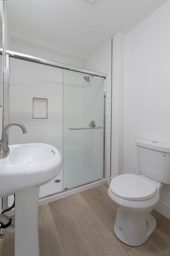 26184 Stanwood Ave, Hayward CA  94544-2736 exterior