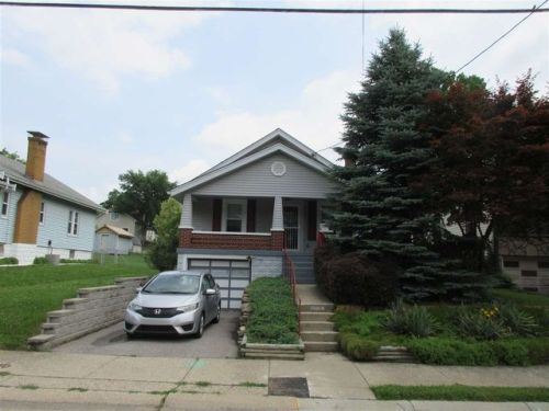 24 Sunset Ave, Covington, KY 41018-1522