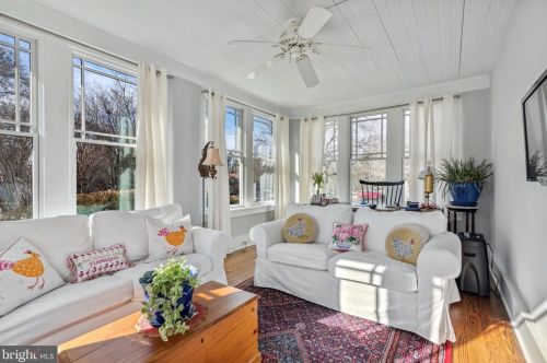 737 Hoover Rd, Blue Bell PA  19422-2015 exterior