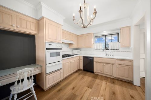 717 Laurel Ave, Glendora CA  91741-2805 exterior