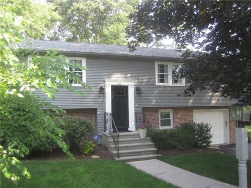 173 Progress St, Lincoln, RI 02865-3015