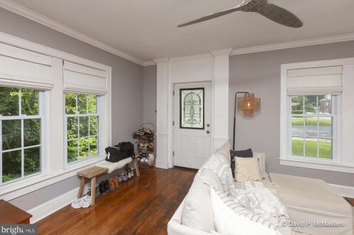 528 Liberty St, Charles Town WV  25414-1830 exterior