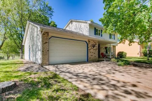 9740 Madison St, Minneapolis, MN 55434-2538