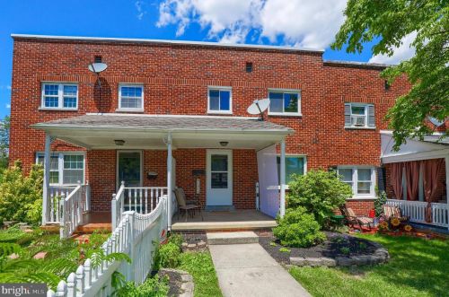 1013 Clark St, Lancaster PA  17602-3203 exterior