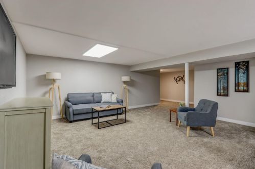 4460 Glenway St, Milwaukee WI 53225-4449 exterior