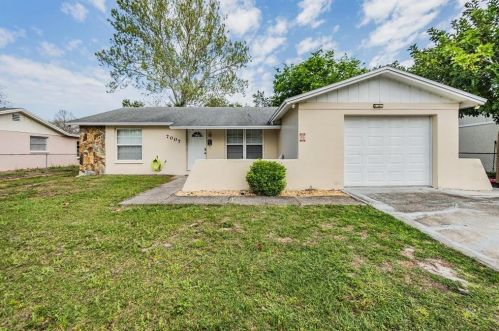 7007 Fairfax Dr, Port Richey FL  34668-5605 exterior