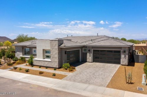 2838 Cashman Dr, Phoenix, AZ 85050