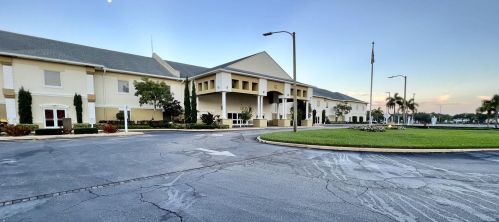 225 Southampton B, West Palm Beach FL  33417-7807 exterior