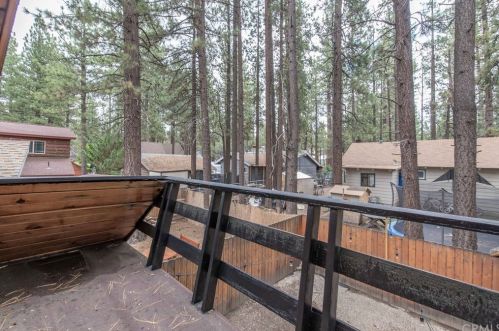 818 Rainbow Blvd, Big Bear City CA  92314-9654 exterior