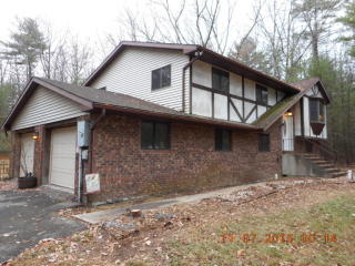 105 Twin Pine Ct, Effort, PA 18330-7739