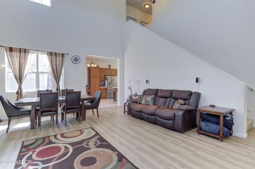 1345 Dolcetto Ln, Santa Maria CA  93458-6326 exterior