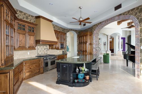 10056 Palisades Blvd, Scottsdale AZ 85268-2755 exterior