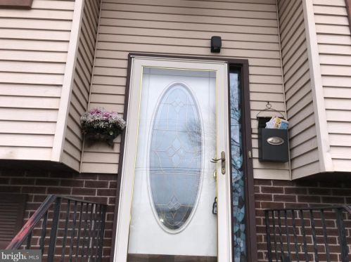 200 Center St, Pottstown, PA 19464-6855