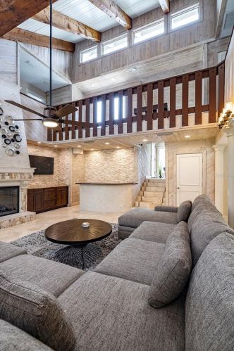 17320 Whirley Rd, Lutz FL  33558-4827 exterior