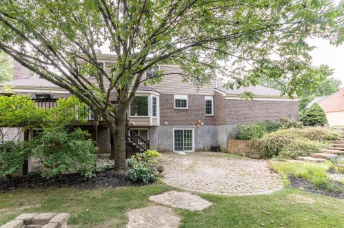 8235 Woodcreek Dr, Florence KY  41042-9119 exterior