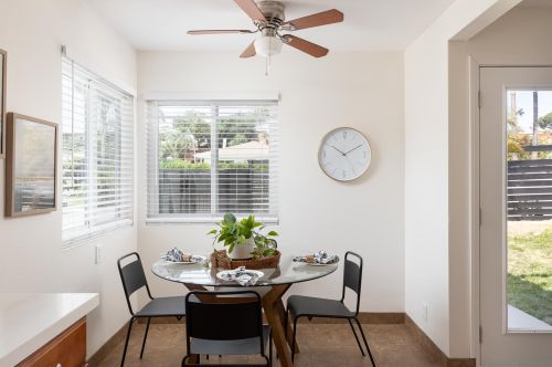 725 Teaberry St, Encinitas CA  92024-3353 exterior