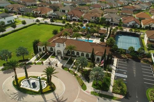 8539 Morehouse Dr, Orlando FL 32836-5835 exterior