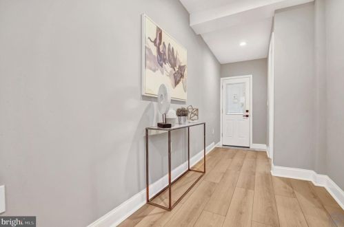 2013 Naylor Rd, Washington DC  20020-6807 exterior