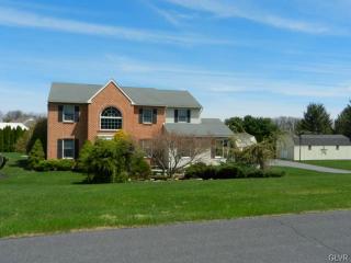 4611 Mary Ann Cir, Ironton, PA 18037-2346