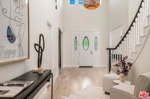 29646 Ridgeway Dr, Calabasas CA  91301-4147 exterior