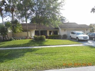 13710 Columbine Ave, West Palm Beach, FL 33414-8148