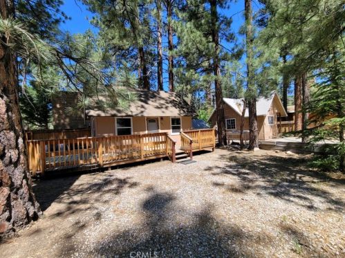903 Rainbow Blvd, Big Bear City, CA 92314-9386