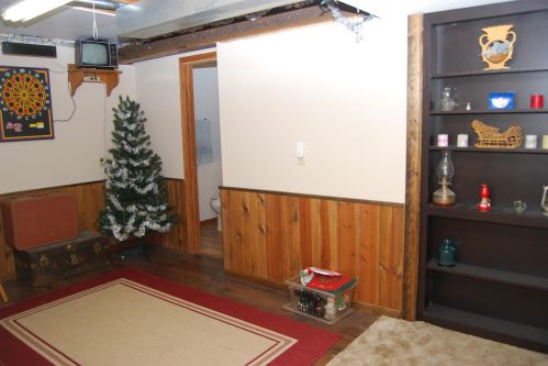 711 Harrison Ct, West Bend WI  53090-1800 exterior