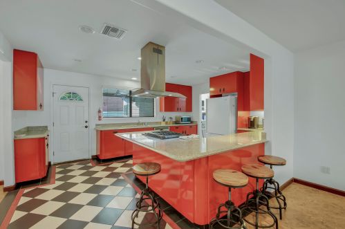 51705 Avenida Madero, La Quinta CA  92253-3114 exterior