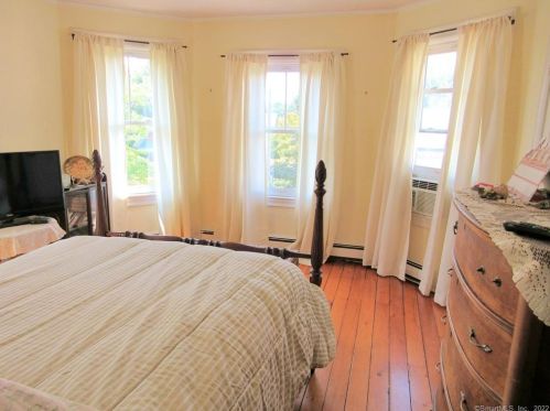 21 Berkeley Ave, United States Coast Guard Ac CT  06320-5311 exterior