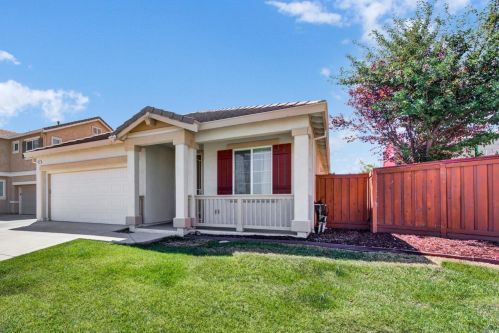 542 Twilight St, Vacaville CA  95688-8829 exterior