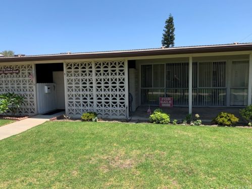 1201 Oakmont Rd, Seal Beach, CA 90740-3635