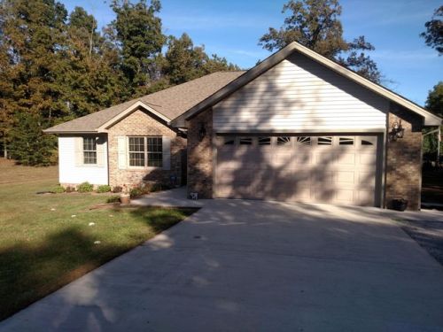7237 Kanapolis Dr, Crossville, TN 38572-3539