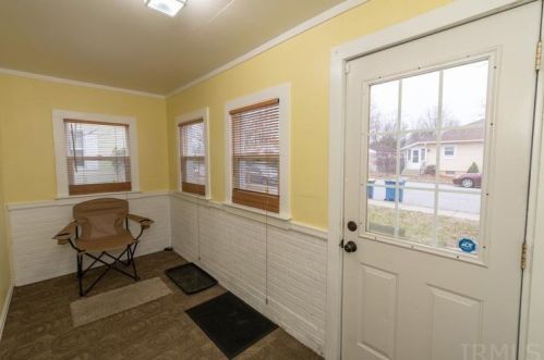 603 Battell St, Mishawaka, IN 46545-5956