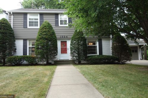 1324 Ford Pkwy, Saint Paul, MN 55116-2208