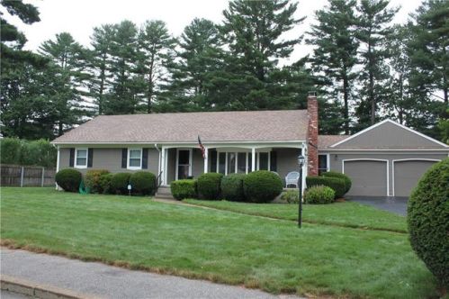 17 Peach Tree Ln, Coventry, RI 02816-6626