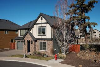 63189 Brookstone Ln, Bend, OR 97701-7727