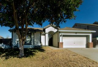 8251 Albion River Ct, Sacramento, CA 95828-6824