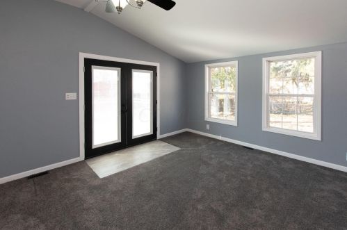 1259 Woodside Dr, Marion OH  43302-5745 exterior