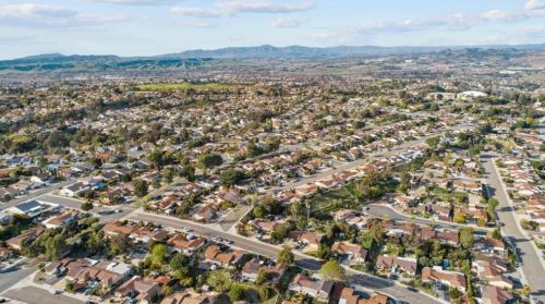 1455 Highridge Dr, Oceanside CA  92056-3050 exterior