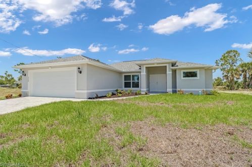 4409 22nd Ave, Cape Coral, FL 33909-3257