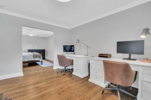 4 Fawn Ln, Martinsville NJ  08836-2368 exterior