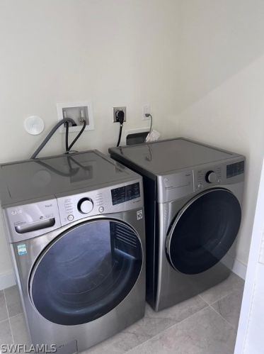 2821 20th St, Lehigh Acres FL  33971-5563 exterior