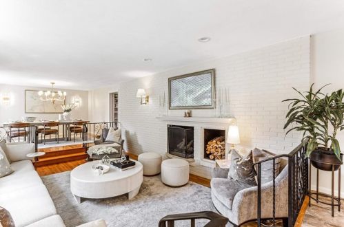 311 Middle Rd, Warwick RI  02818-2807 exterior