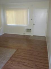 6635 Etiwanda Ave, Los Angeles CA  91335-5527 exterior